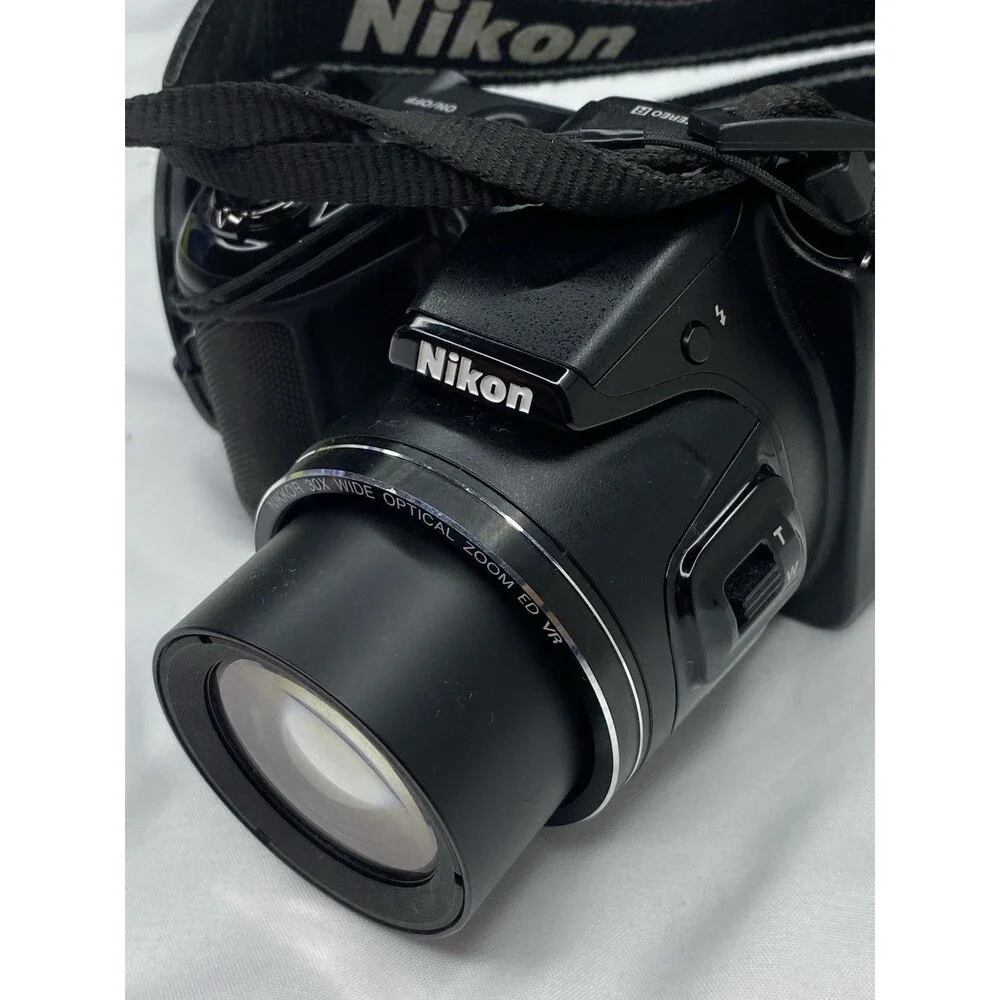 Nikon COOLPIX L820 16.0MP Digital Camera - For Parts Or Repair
